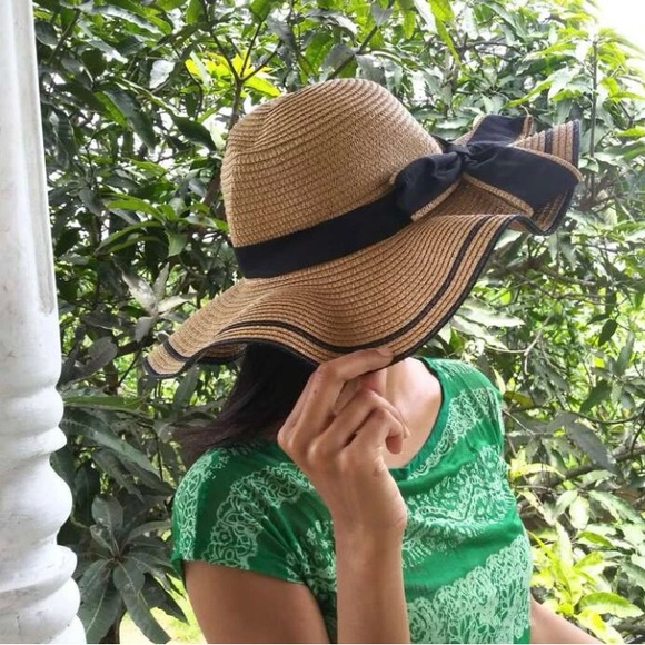 Accessories - Women's Straw Hat